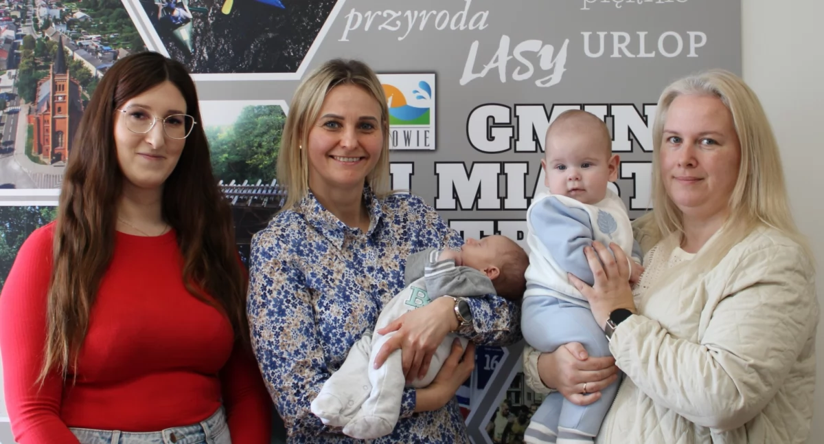 Ludzie losy pasje, mieszkańcy gminie Jastrowie Grzegorz powitani przez burmistrz Winkowską - zdjęcie, fotografia