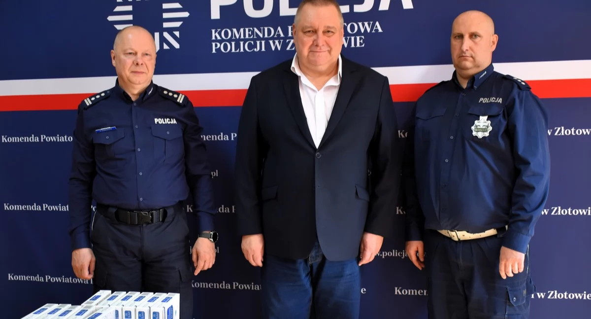 Policja - komunikaty i akcje, takim sprzętem alkoholu narkotykach nawet drodze przeciśnie - zdjęcie, fotografia