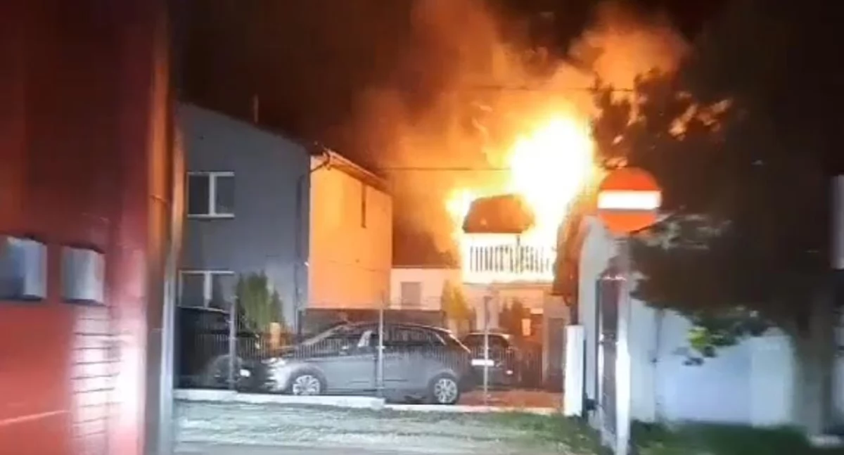 Straż pożarna, Strażacy Złotowa akcji pożar Łobżenicy - zdjęcie, fotografia