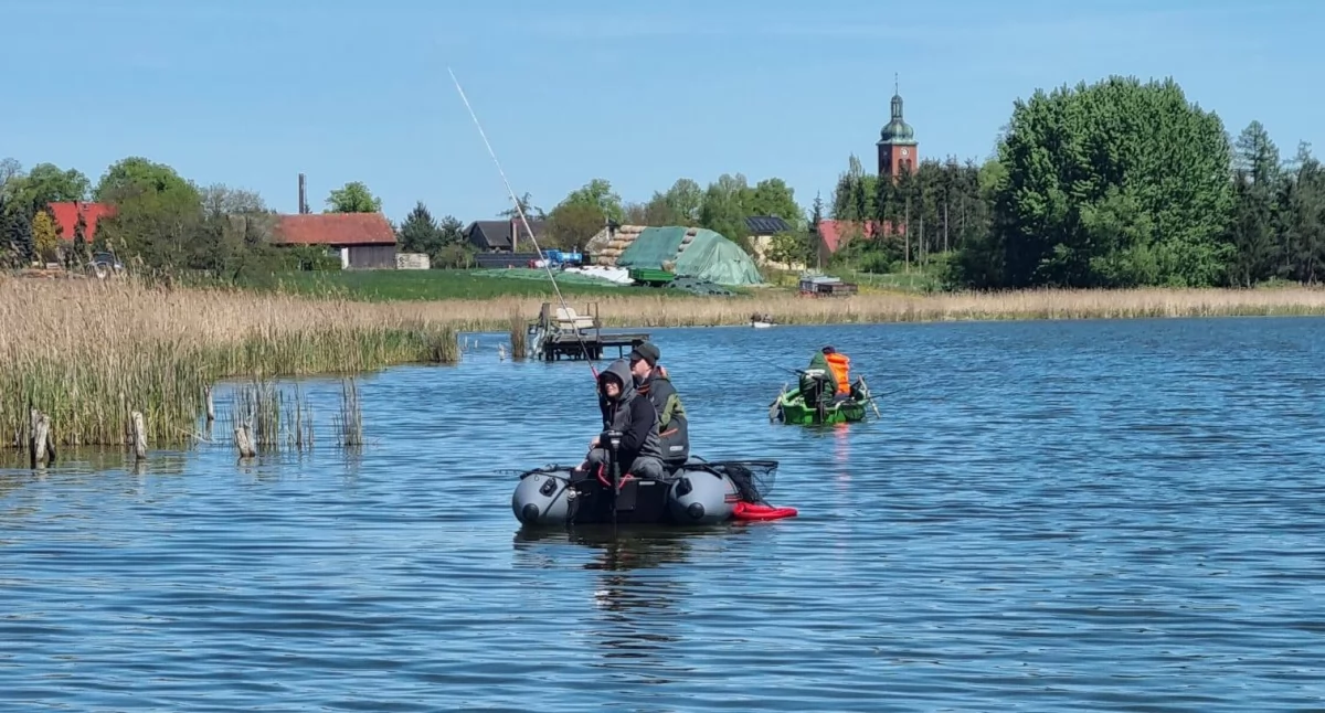 Wędkarstwo Ryby, Bolesław Pietrzkiewicz najlepszy zawodach karpiowych Zakrzewie - zdjęcie, fotografia