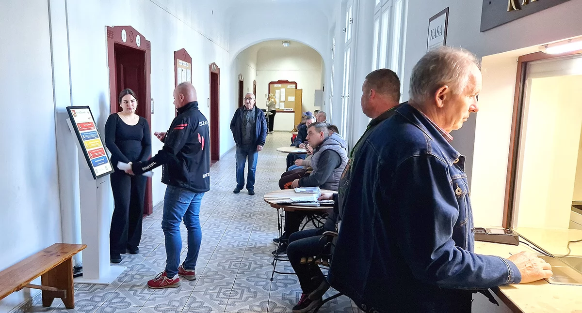 Motoryzacja, Nareszcie! Rezerwacja terminu rejestracji samochodu przez internet - zdjęcie, fotografia