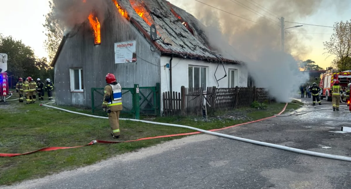 Straż pożarna, Dramat Drawieniu stanął ogniu ratowali strażacy Lotynia okolic - zdjęcie, fotografia
