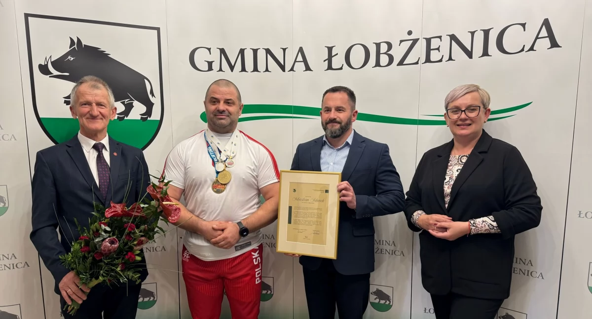 Pozostałe, Sebastian Sobiech mistrzem Europy trójboju siłowym - zdjęcie, fotografia