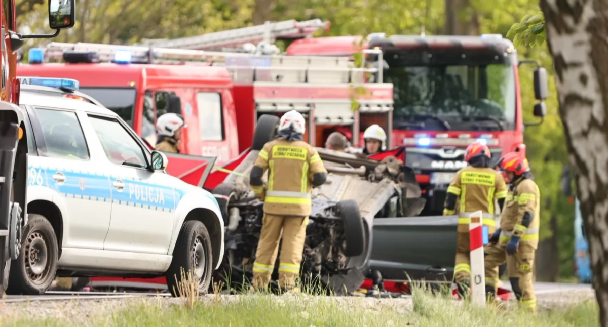 Wypadki drogowe, Tragiczny wypadek między Klukowem Krajenką żyje letnia osoba droga całkowicie zablokowana - zdjęcie, fotografia