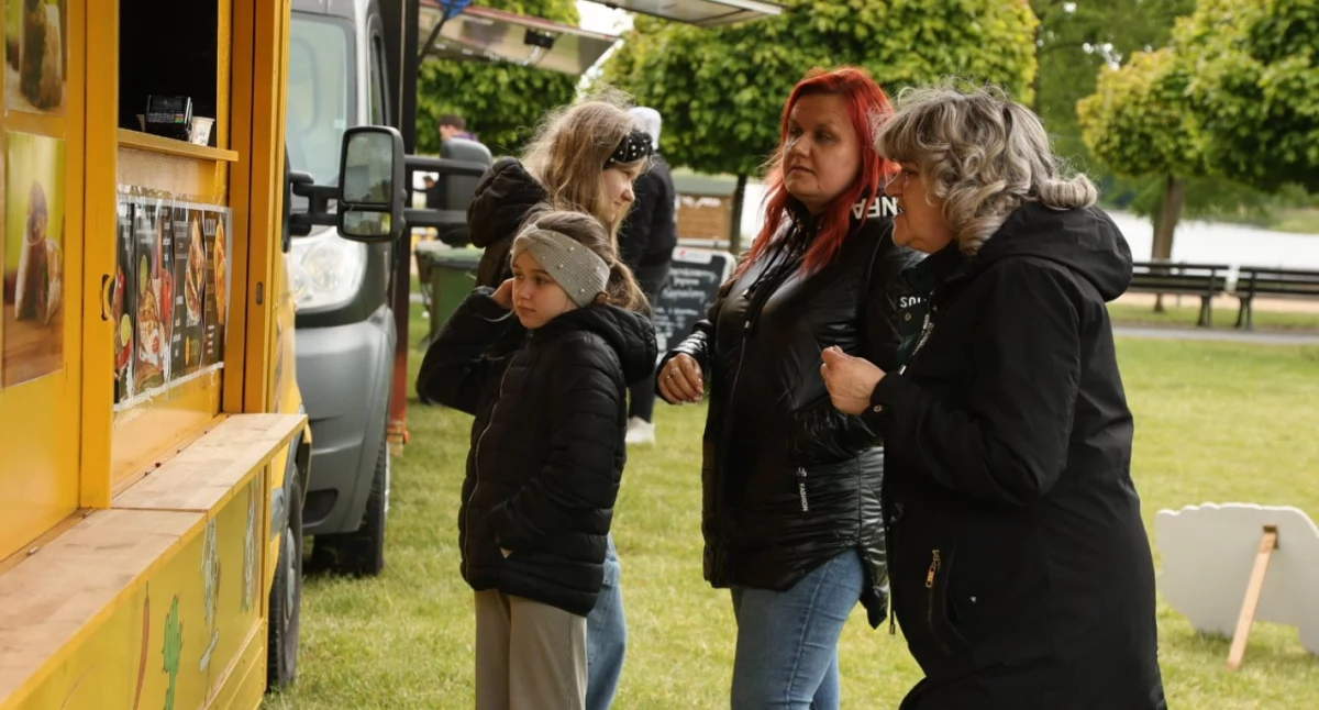 Spotkania Festyny, Złotowie można skosztować ulicznych smaków świata Festiwal Smaków Trucków - zdjęcie, fotografia