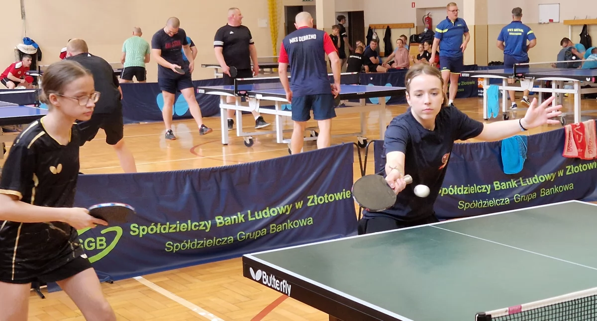 Tenis stołowy, Grali Puchar Wójta Złotów przyciągnął pingpongową elitę regionu - zdjęcie, fotografia