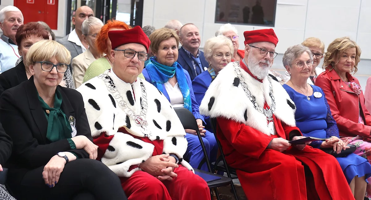 Edukacja, Najlepszy samotność Złotowski Uniwersytet Trzeciego Wieku! - zdjęcie, fotografia