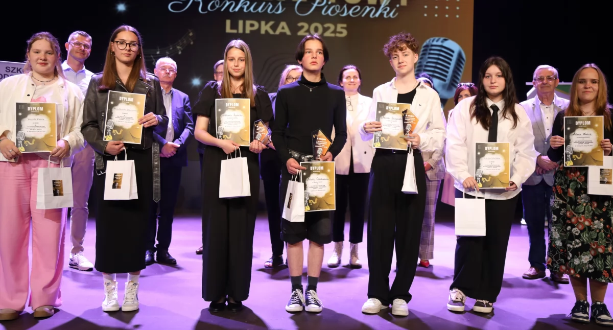 Konkursy Zawody, Kinga Mikołaj najlepsi Powiatowym Konkursie Piosenki Lipce - zdjęcie, fotografia