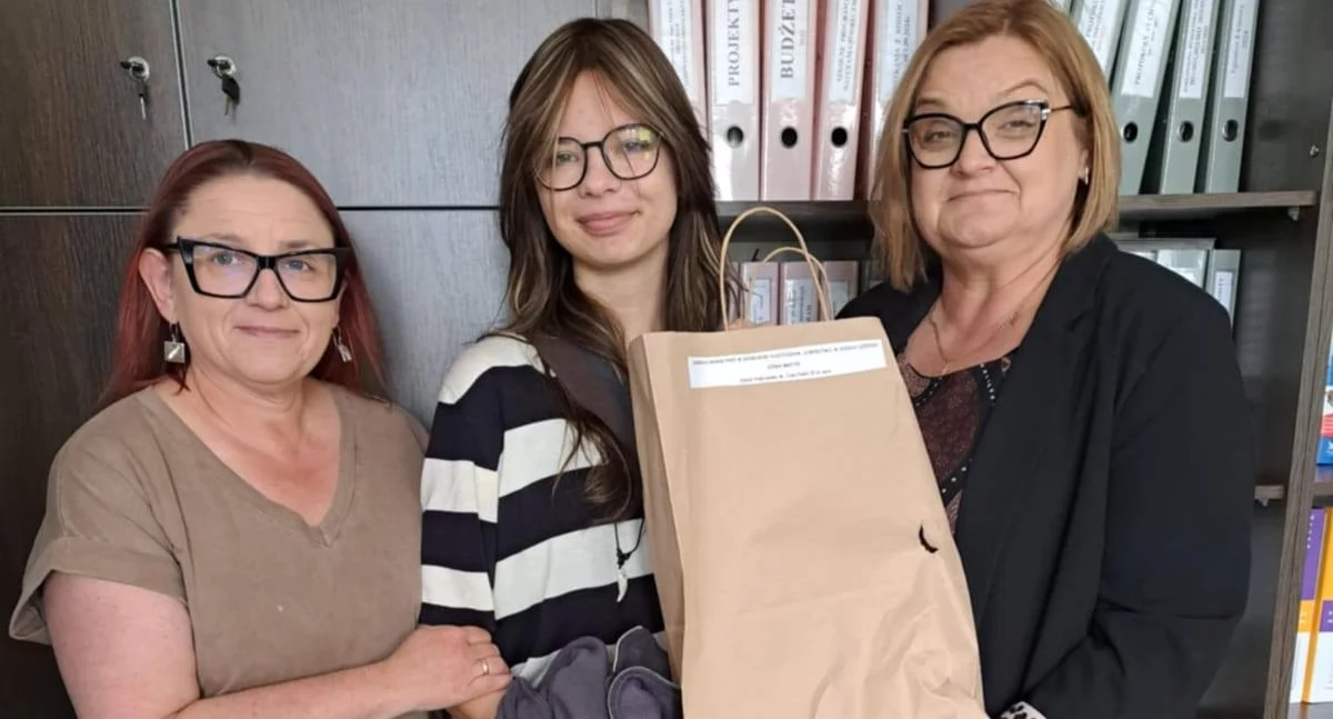 Konkursy Zawody, Kinga Mrotek Grand wojewódzkim konkursie plastycznym - zdjęcie, fotografia