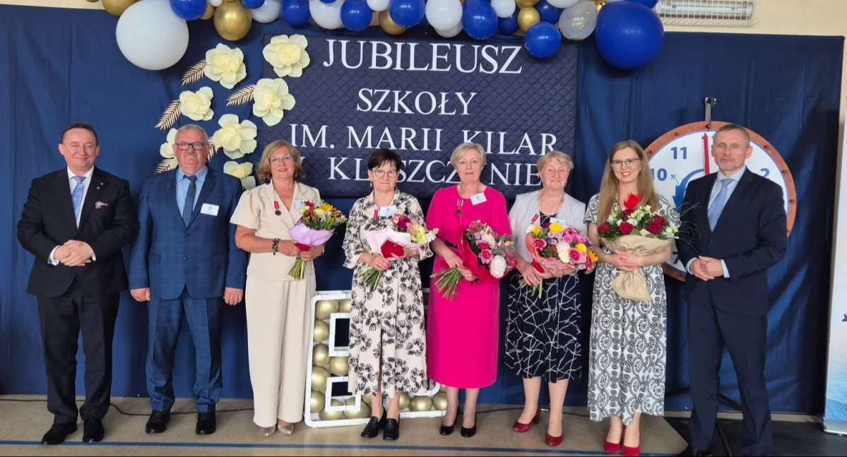 Uroczystości obchody, Szkoła Kleszczynie świętuje lecie działalności - zdjęcie, fotografia