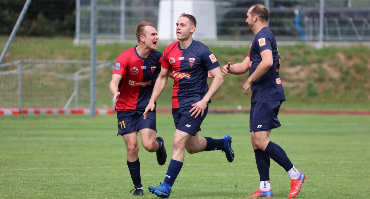 Piłka nożna, finiszu Wapno Sparta Złotów łeb! Stawką awans - zdjęcie, fotografia
