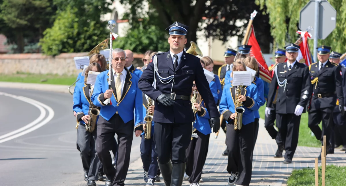 Uroczystości obchody, Sypniewo świętuje strażacki jubileusz Uhonorowano druhów jednostkę - zdjęcie, fotografia