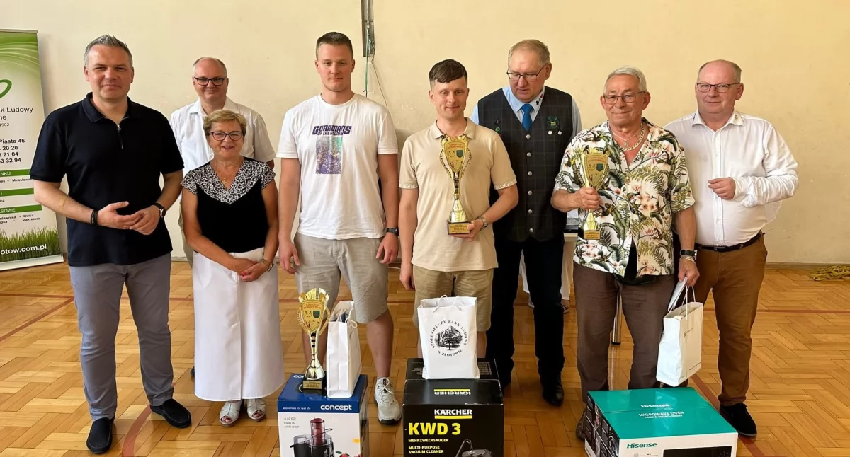 Szachy karty, Adrian Szafraniec najlepszy Złotowie eliminacje Mistrzostw Polski skata - zdjęcie, fotografia