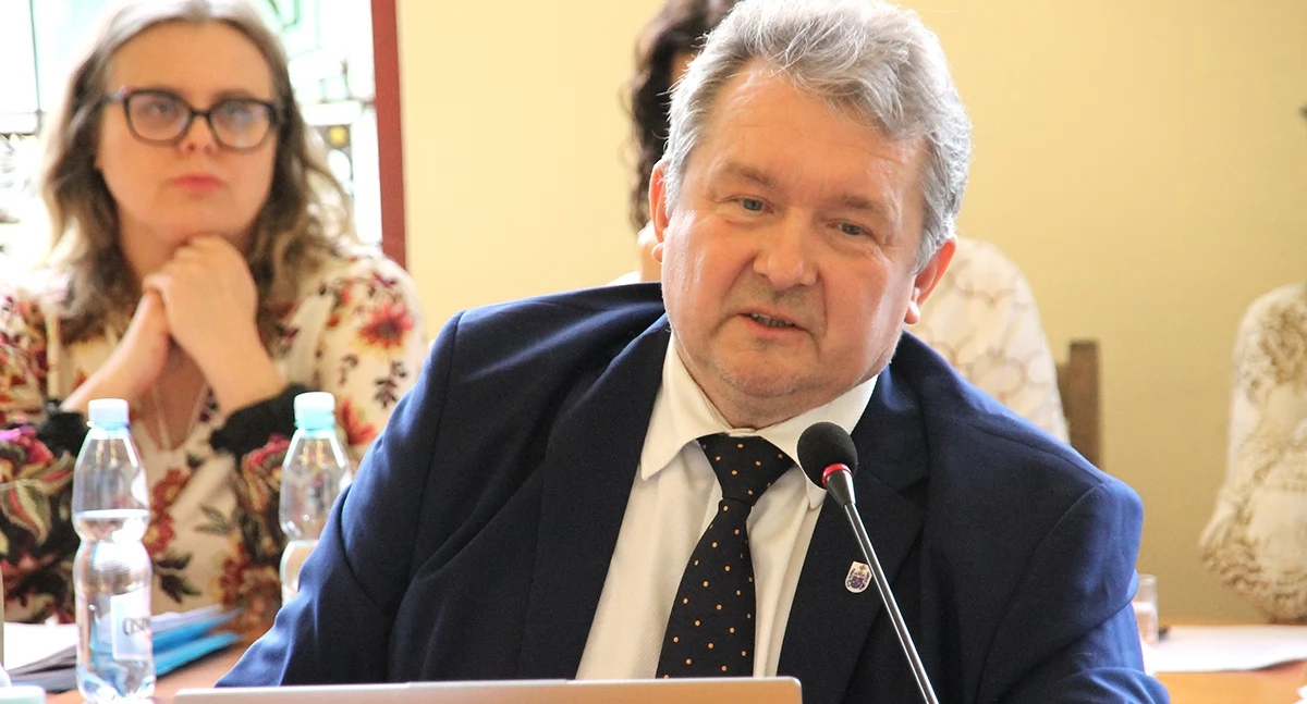 Zdaniem A. Antoniewicza nowy przewodniczący Rady Społecznej Szpitala ma zapewnić unikanie trudnych pytań o szpital podczas obrad tego gremium