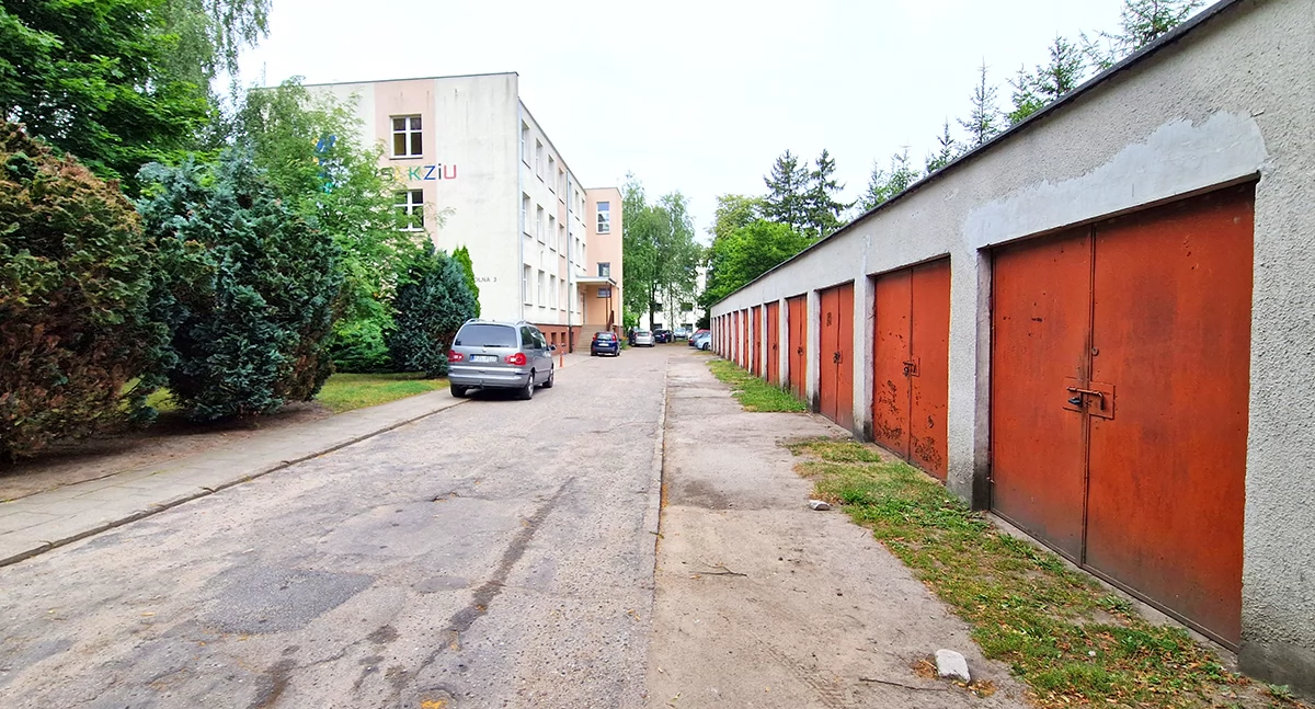 Mieszkania Domy, Będą bloki gdzie dziś dziecka poradnia garaże - zdjęcie, fotografia