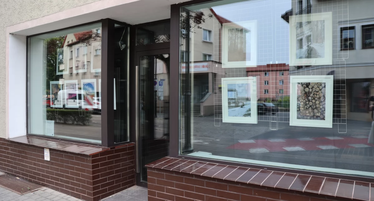 Wernisaże wystawy warsztaty, Aleksandra Pietrzak Miejskiej Galerii Okienku - zdjęcie, fotografia