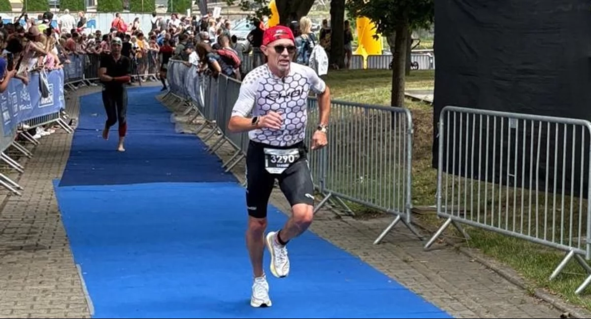 Pozostałe, Dariusz Kowalski mistrzem kategorii Ironmana Bydgoszczy! - zdjęcie, fotografia