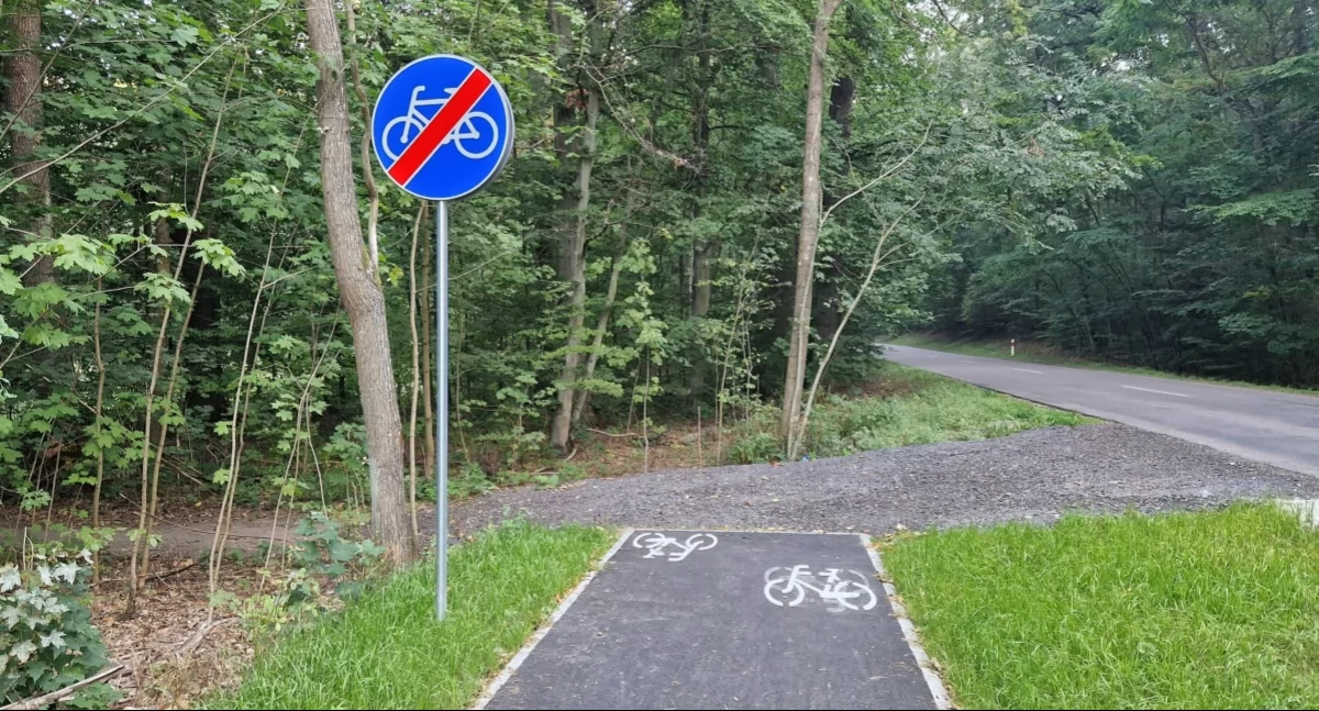 Inwestycje w powiecie, ścieżka rowerowa trasie Złotów Blękwit przygotowaniu - zdjęcie, fotografia