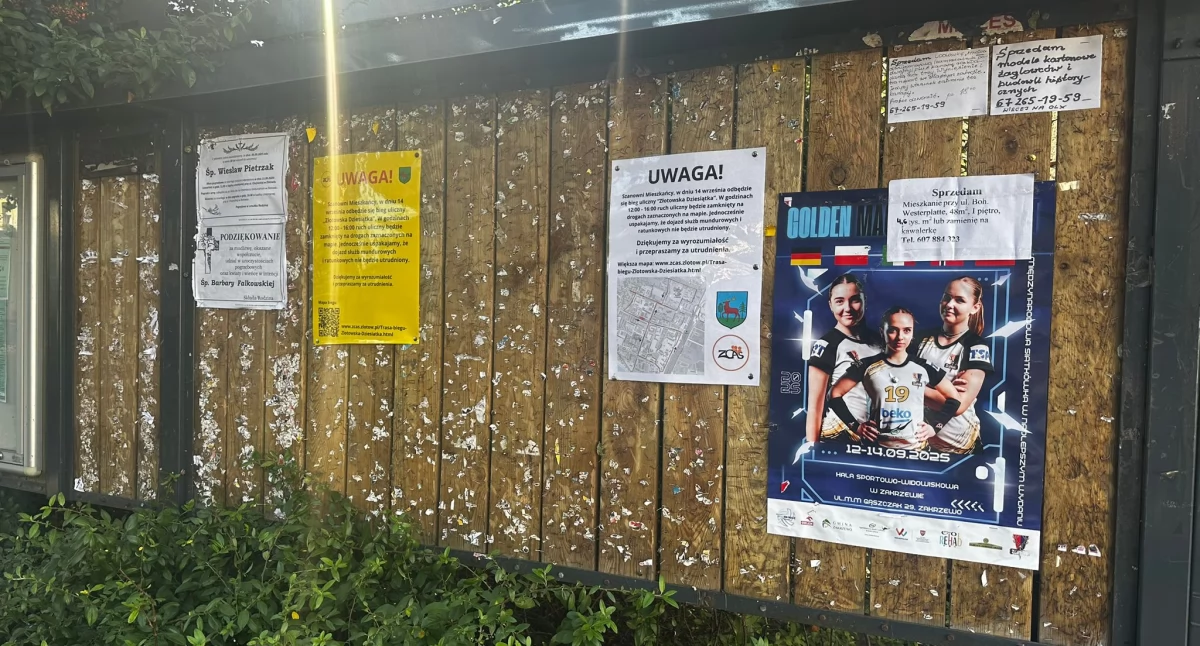 Interwencje czytelników, Miejskie tablice informacyjne wreszcie uporządkowane - zdjęcie, fotografia