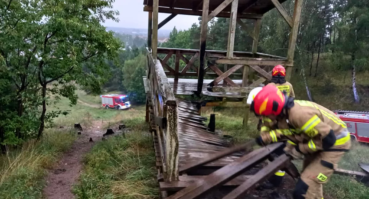 Straż pożarna, Jastrowie szuka podpalacza punktu widokowego Oferują nagrodę - zdjęcie, fotografia