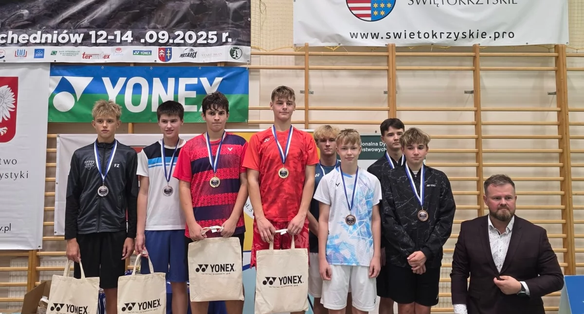 Badminton, Brąz Mikołaja Małeckiego Ogólnopolskim Grand badmintonie - zdjęcie, fotografia