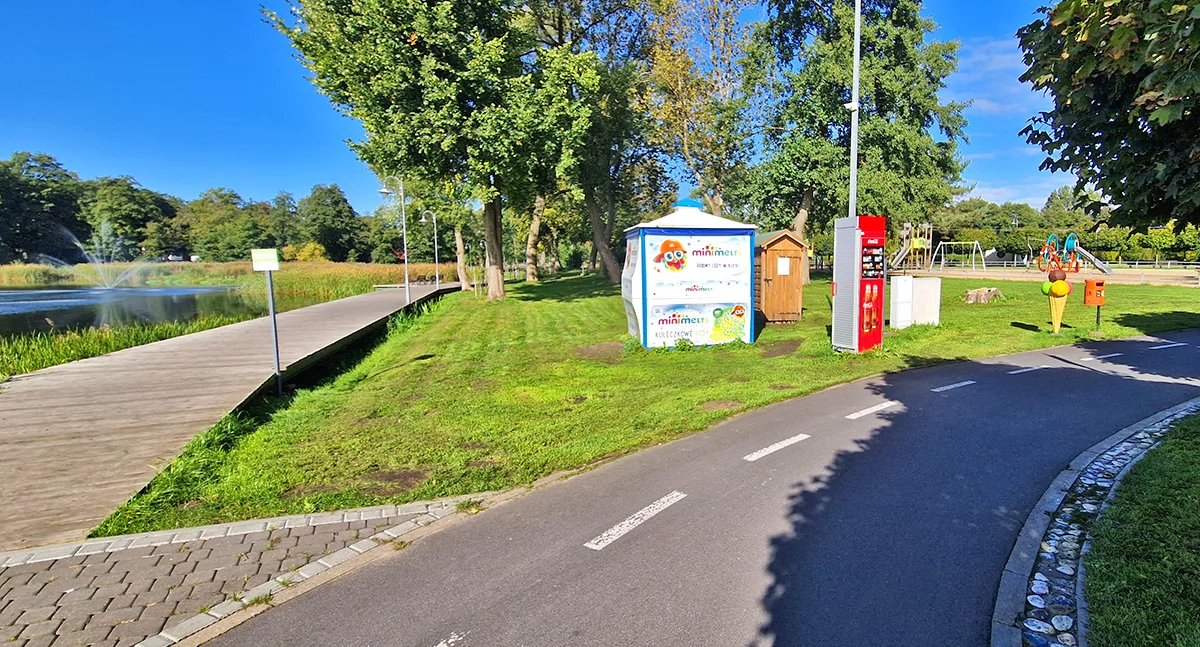 Drogi i komunikacja, Ścieżka promenadzie chronić hamuje uzgodnieniach - zdjęcie, fotografia