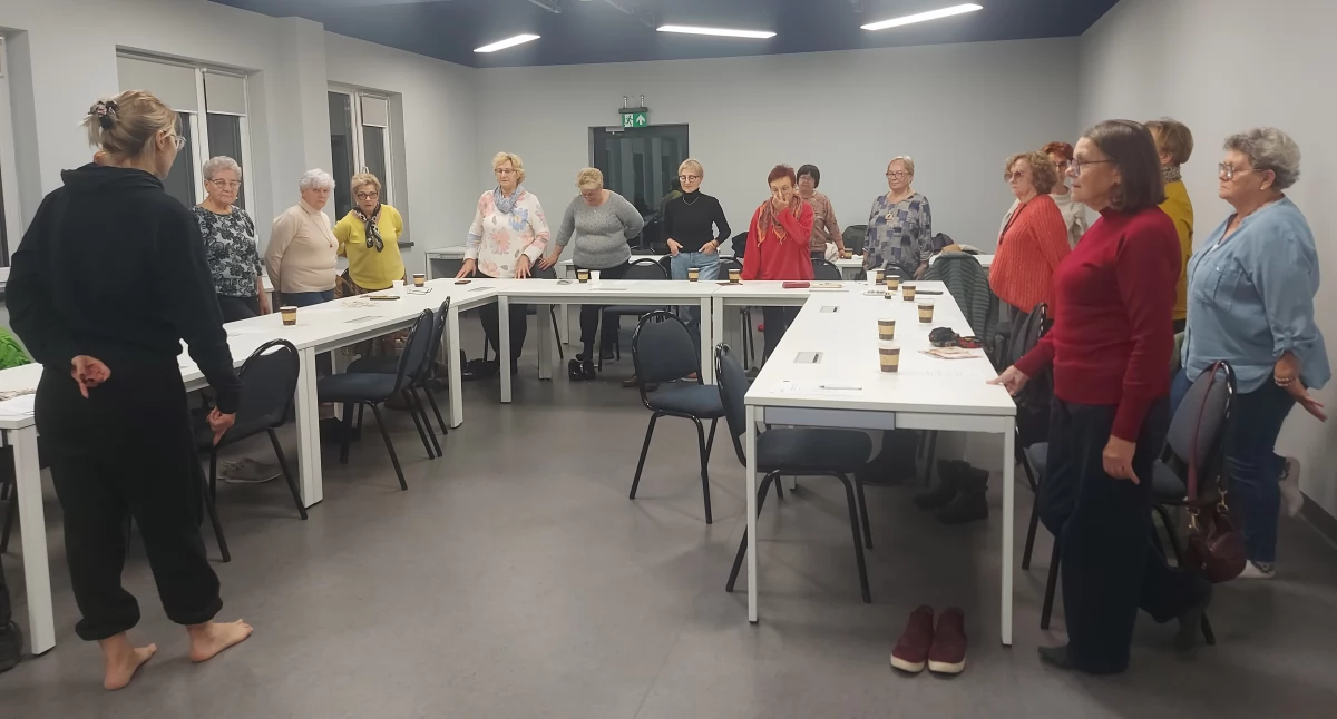 Ludzie losy pasje, Senior świadomy aktywny pasją Projekt Fundacji Złotowianka - zdjęcie, fotografia