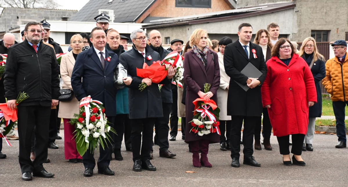 Uroczystości obchody, Narodowe Święto Niepodległości Zakrzewie - zdjęcie, fotografia