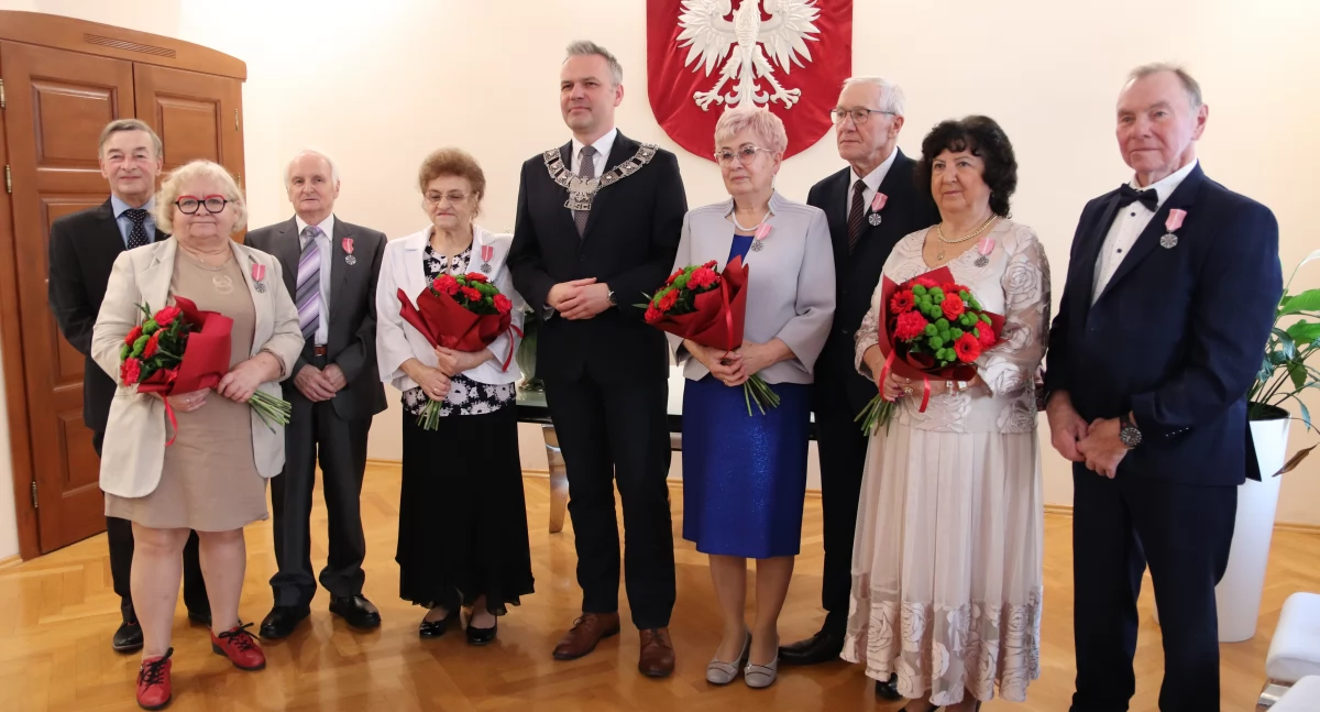 Uroczystości obchody, Cztery świętowały Złote - zdjęcie, fotografia
