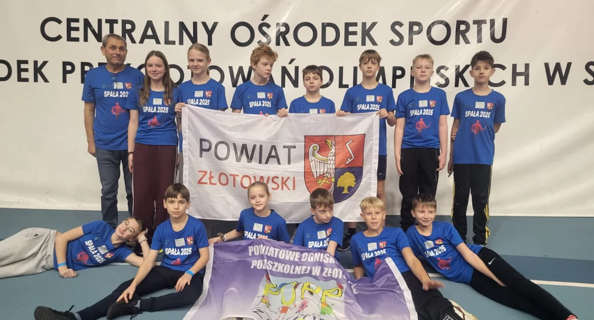 Lekkoatletyka, Powiat Złotowski medalami Halowych Mistrzostwach „Czwartków Lekkoatletycznych” Spale - zdjęcie, fotografia