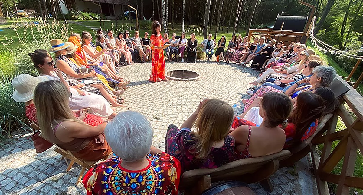 Raz w roku w Wersku odbywa się festiwal. Pierwszą edycję nazwano Zlotem Czarownic, druga odbyła się pod hasłem „Jestem Cudem – leśny krąg”