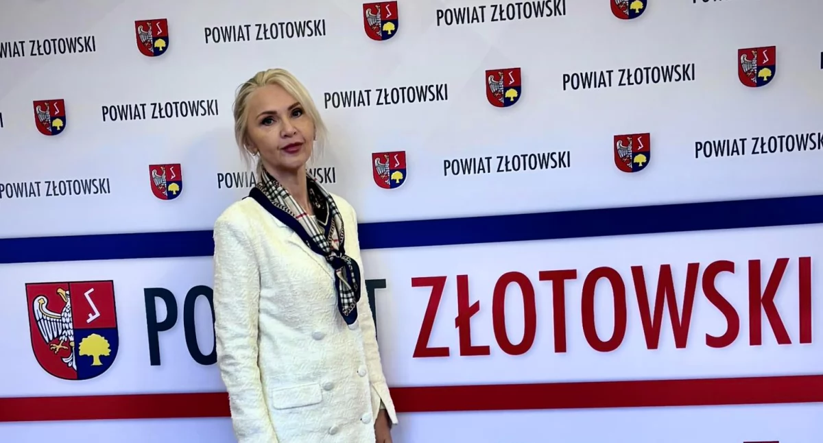 Edukacja, Nauczycielka Szkoły Podstawowej Okonku laureatką Plebiscytu Edukacyjnego - zdjęcie, fotografia