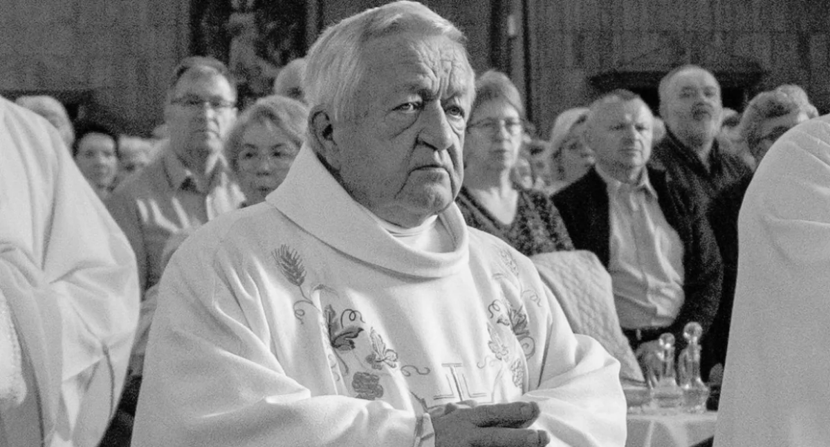 Kościół Religia, Zmarł były proboszcz parafii Krajence - zdjęcie, fotografia