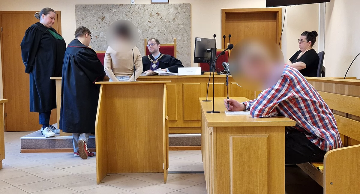 Kronika kryminalna, Szok! Przyłożył dziecku rękę rozgrzanego pieca! - zdjęcie, fotografia