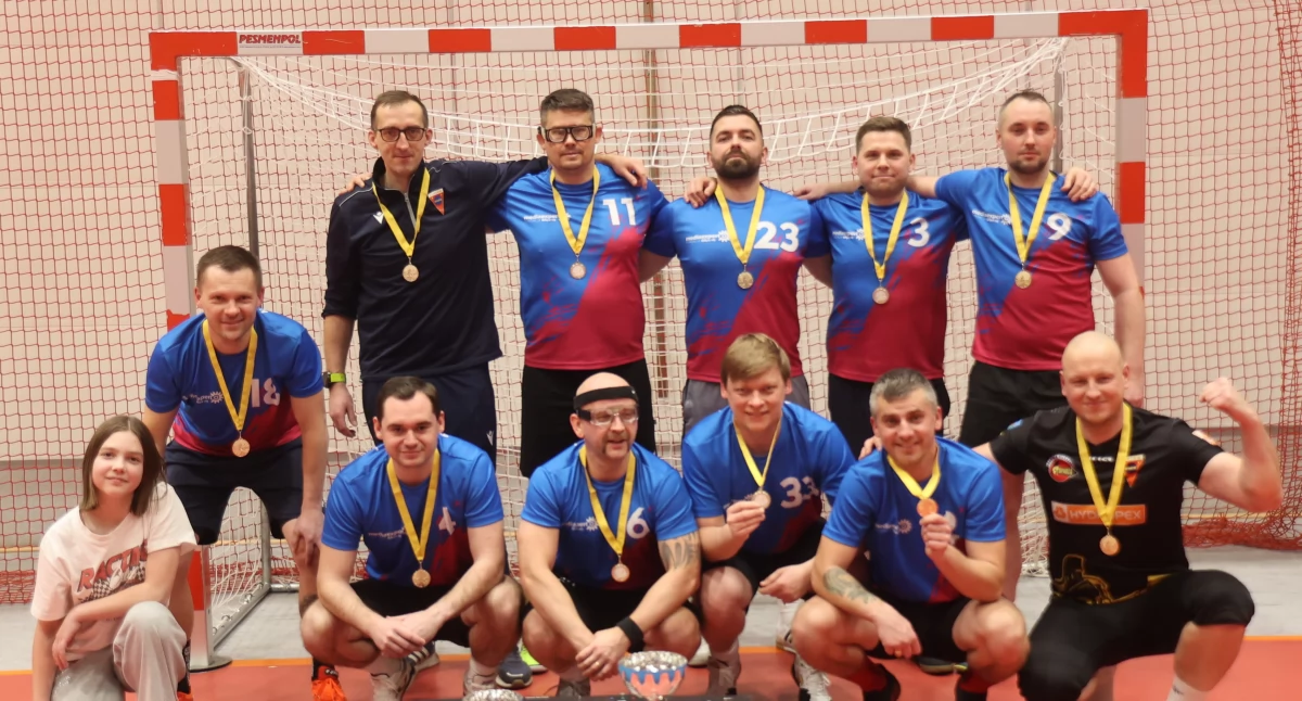 Piłka nożna, Media Expert najlepsze Złotowskiej Lidze Futsalu - zdjęcie, fotografia