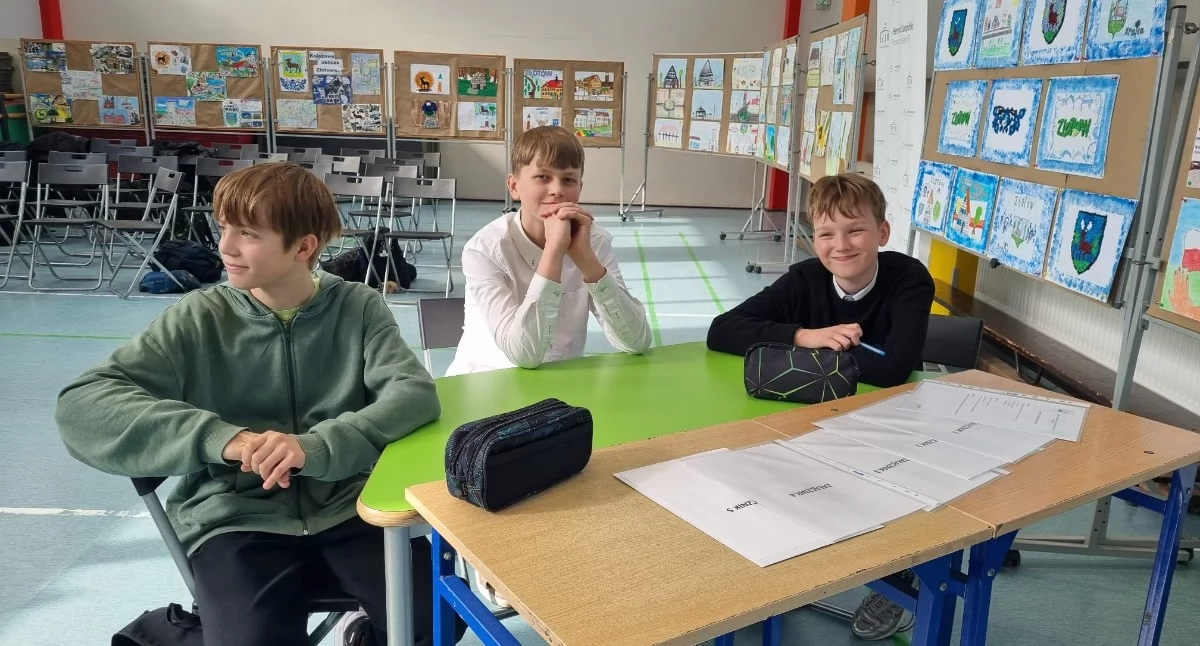 Edukacja, Które dziecko najlepiej Złotów Uczniowie zmierzyli konkursie - zdjęcie, fotografia