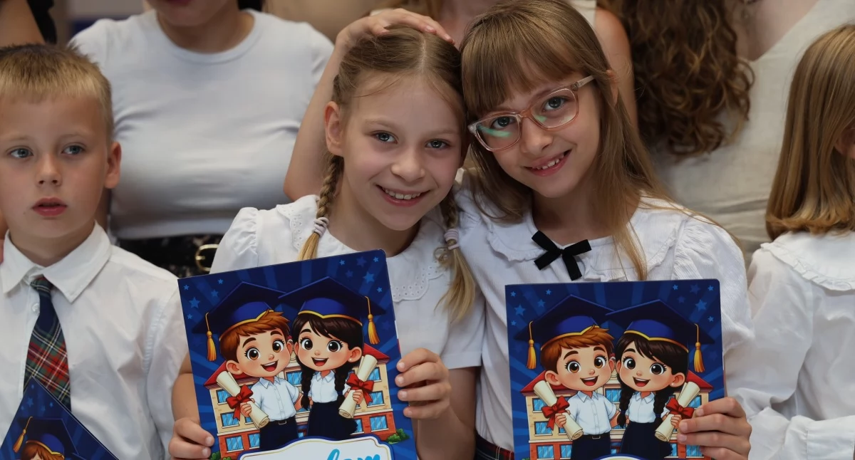 Edukacja, Uczniowie złotowskiej „Jedynki” rozpoczęli wakacje - zdjęcie, fotografia