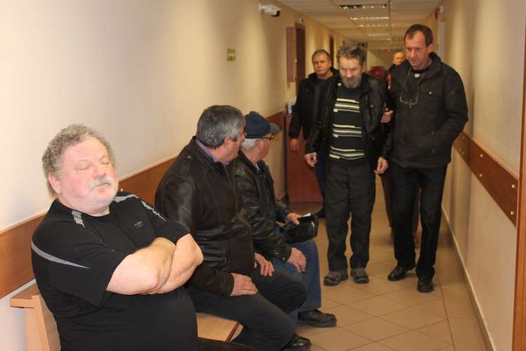 Nic nie widziałem, nic nie słyszałem, czyli o tym jak wieś do sądu