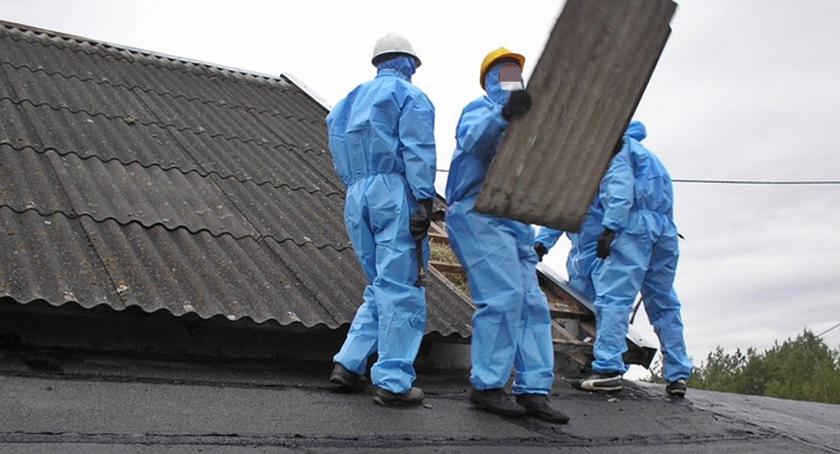 Usuwanie azbestu musi odbywać się z zachowaniem wszystkich, wymaganych środków ostrożności. Materiał jest bowiem niebezpieczny dla zdrowia (zdjęcie: ECO-Pol) 