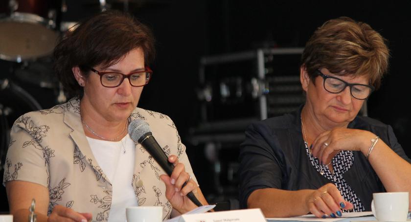 Burmistrz Małgorzata Sameć miała dla mieszkańców złą wiadomość - podwyżkę cen wody i ścieków