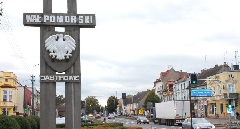 Komunistyczne, czy nie? Co Państwo sądzą o pomnikach znaczących szlak walk o Wał Pomorski?