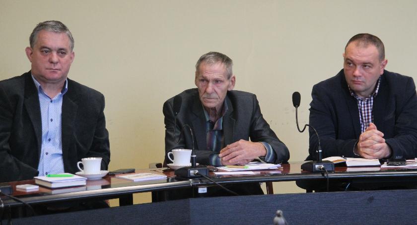 Trzech radnych, których do rady wprowadził burmistrz założyło klub „Złotów otwarty, aktywny, nowoczesny”