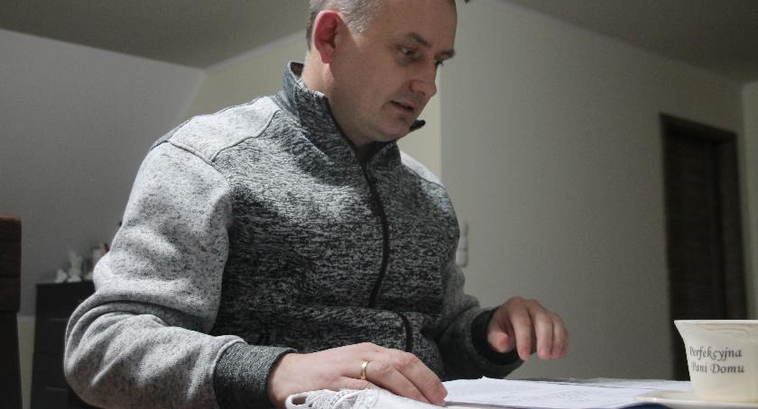 Daniel Sztych wyciąga opinię Głównego Urzędu Nadzoru Budowlanego, który jemu miał przyznać rację w sprawie dotyczącej dyrektora wydziału budownictwa