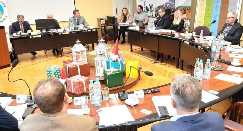 Póki co zarząd ZGK umorzył SM Piast część odsetek za opłatę wyrównawczą, o czym członków zgromadzenia ZGK poinformowano podczas tego posiedzenia