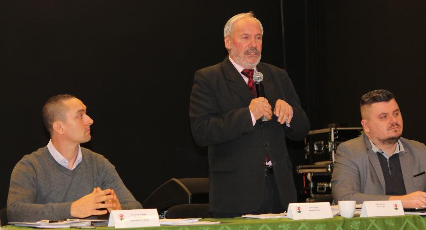 Andrzej Jasiłek przy każdej okazji podkreśla, że działa na rzecz mieszkańców. W rekomendowanym radnym budżecie na 2019 rok wprowadził 24 poprawki w stosunku do dokumentu przygotowanego przez M. Sameć