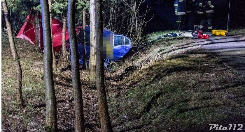 Wypadek na trasie Łobżenica- Liszkowo. Nie żyje 30-latek