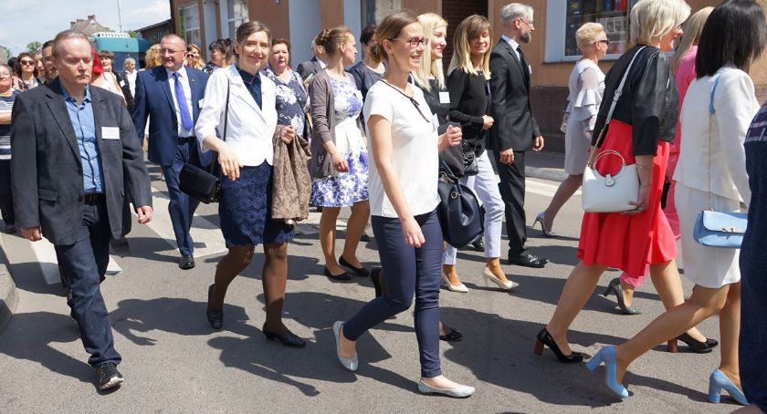 70-lat Liceum Ogólnokształcącego im. Tadeusza Kościuszki w Łobżenicy