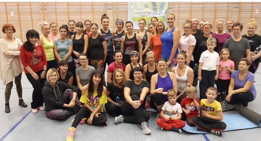 Te panie włączyły się do charytatywnego fitnessu