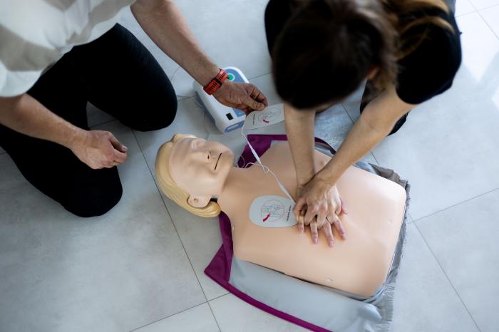użycie aed, resuscytacja
