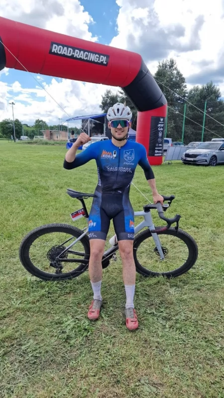 Mikołaj Kawa wygrał Predator Gravel. Mocny start Mam Korbę — Złotowski Bike Team